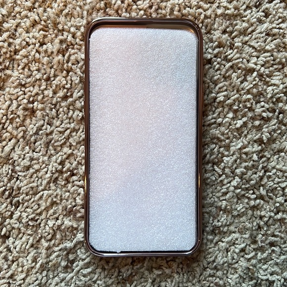 NIB iPhone 13 Wallet Case - Picture 4 of 4